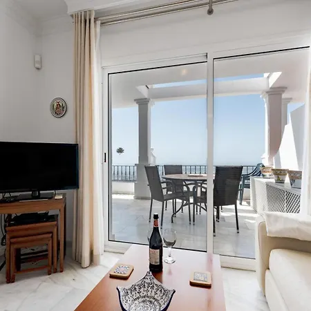 El Mirador De Apartment *